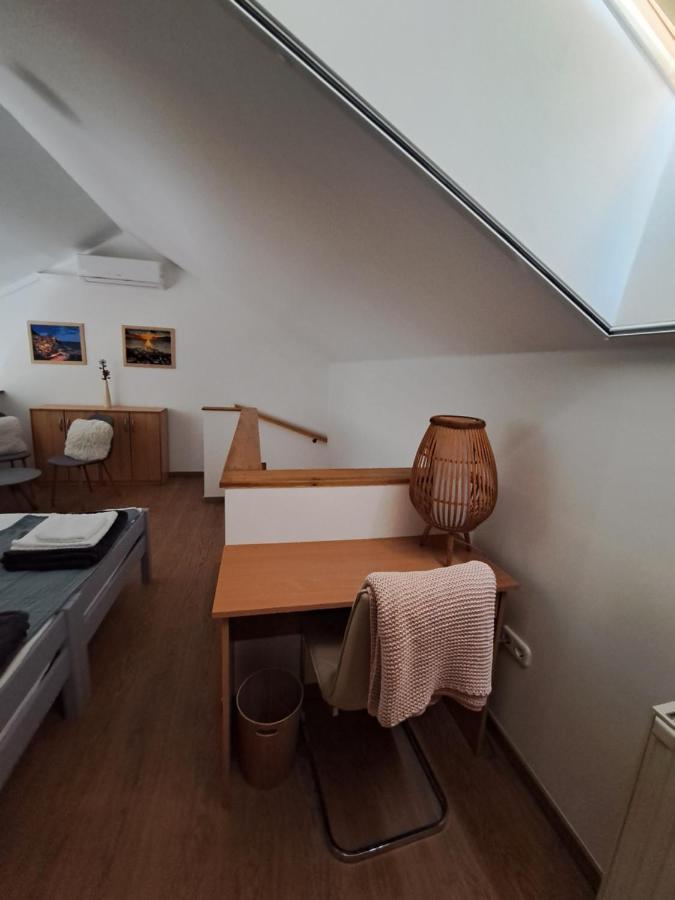 Rozsa Apartman Keszthely Εξωτερικό φωτογραφία