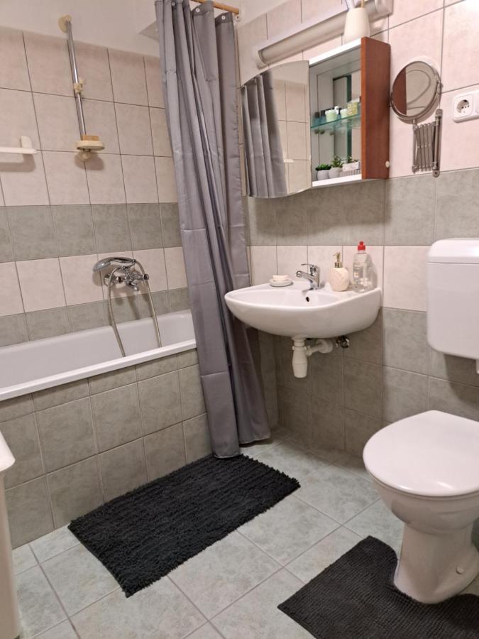 Rozsa Apartman Keszthely Εξωτερικό φωτογραφία